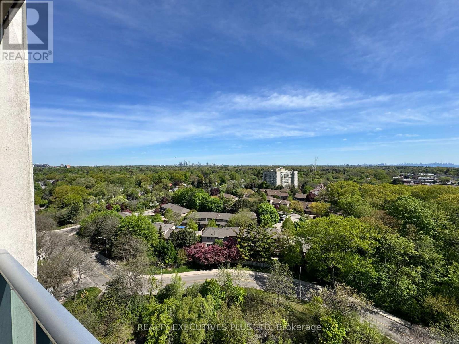 1405 - 1055 Southdown Road, Mississauga (Clarkson), Ontario  L5J 0A3 - Photo 19 - W12159663