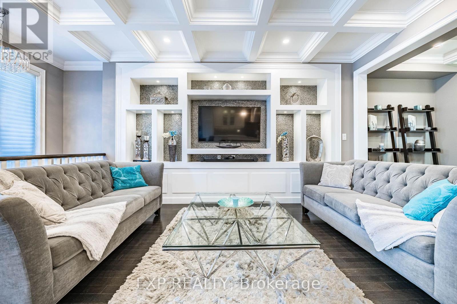 2465 Village Common Street, Oakville, Ontario  L6M 0S2 - Photo 2 - W12159698