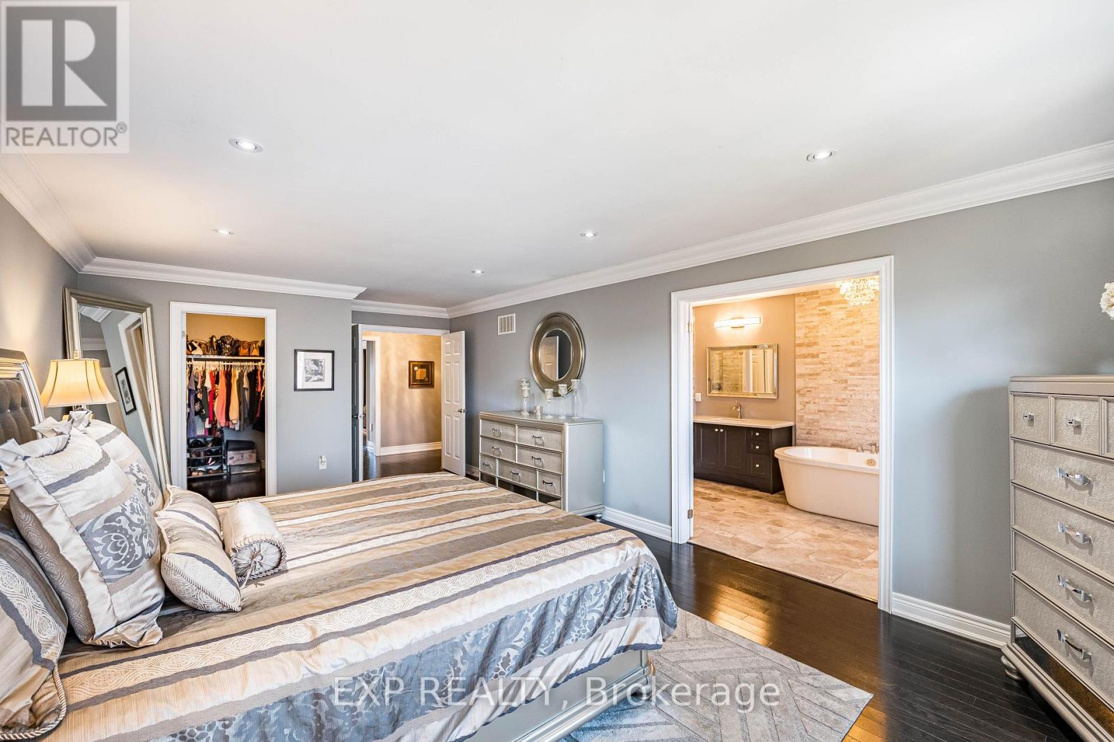 2465 Village Common Street, Oakville, Ontario  L6M 0S2 - Photo 25 - W12159698