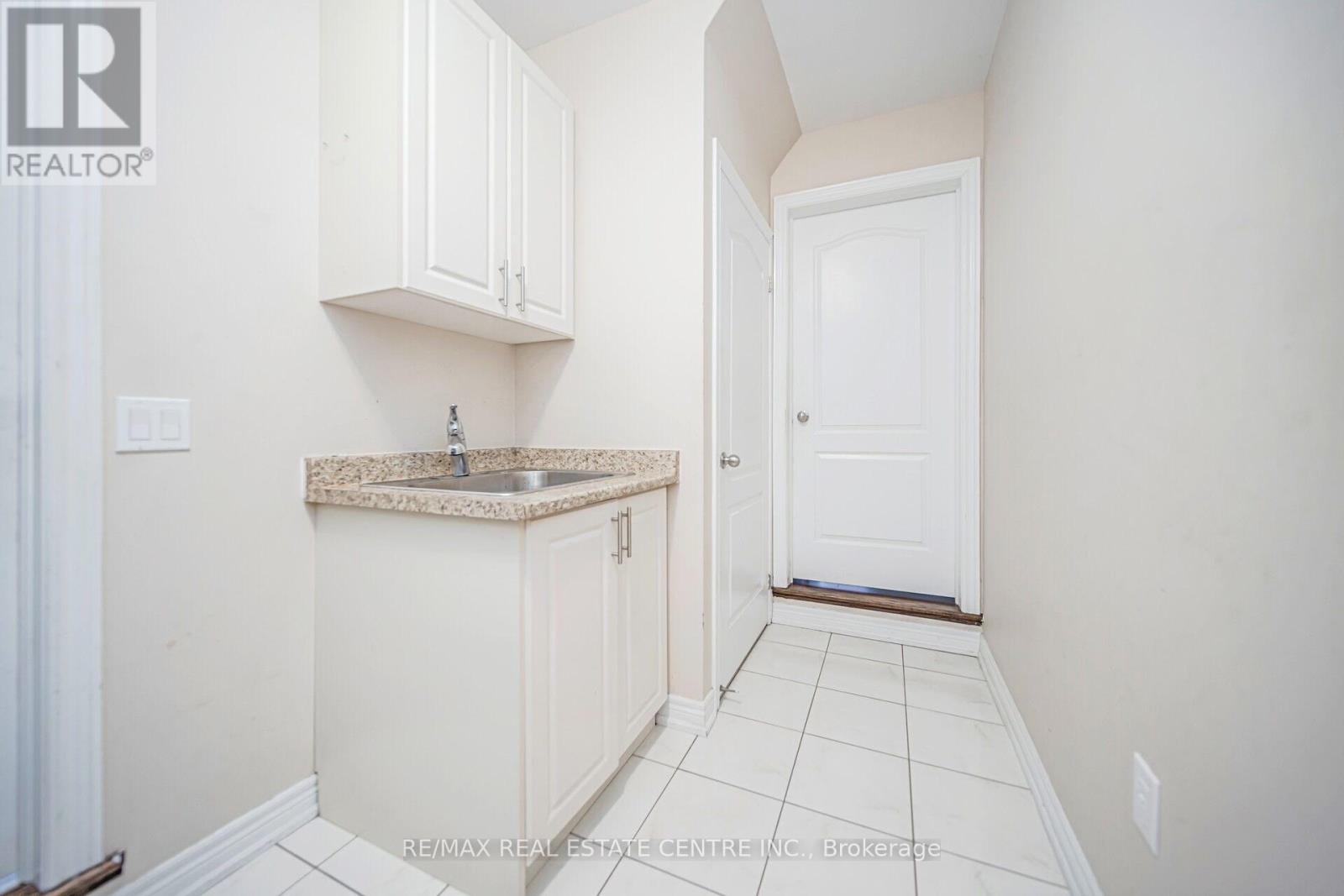 247 Bonnieglen Farm Boulevard, Caledon, Ontario  L7C 3Y4 - Photo 45 - W12159748