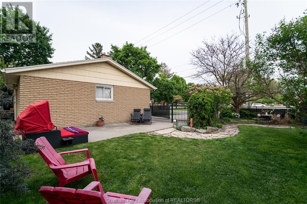 Property at 591 King STREET West image 5