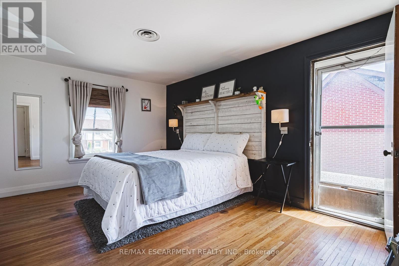43 Franklin Street, Brant, Ontario  N3R 1T2 - Photo 24 - X12159487