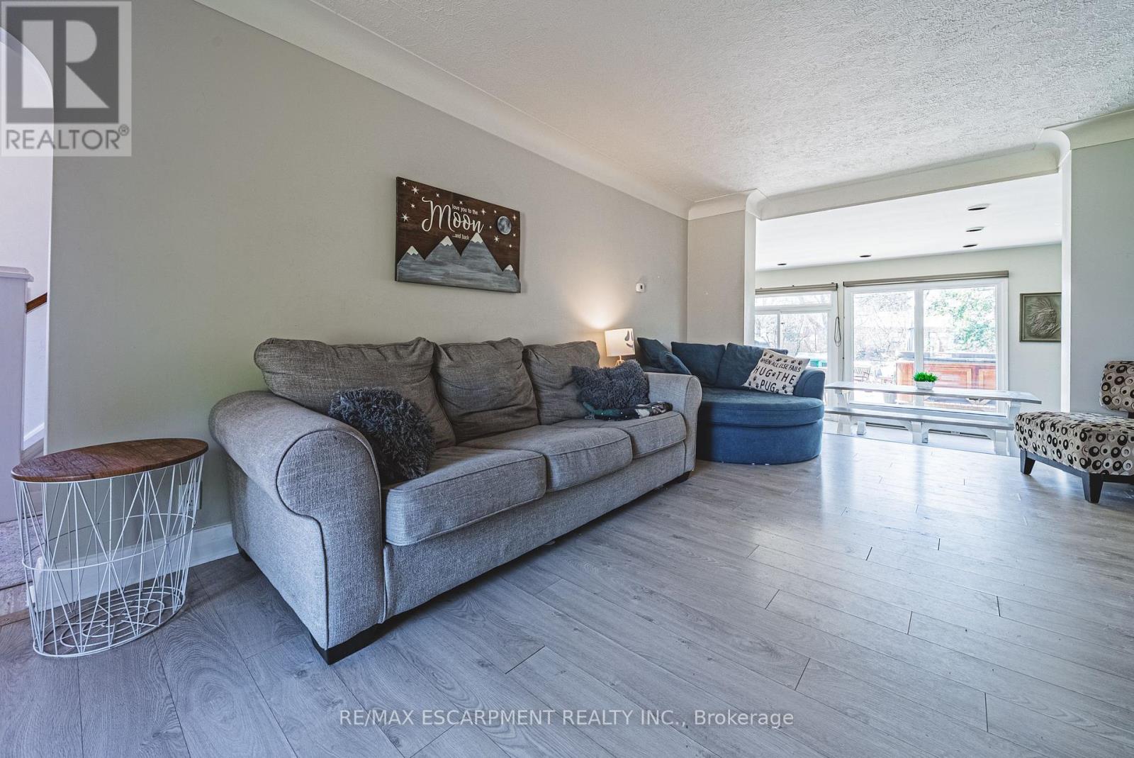 43 Franklin Street, Brant, Ontario  N3R 1T2 - Photo 8 - X12159487