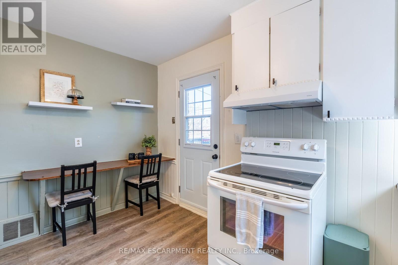 167 Rodgers Road, Hamilton, Ontario  L8K 3C1 - Photo 13 - X12159506