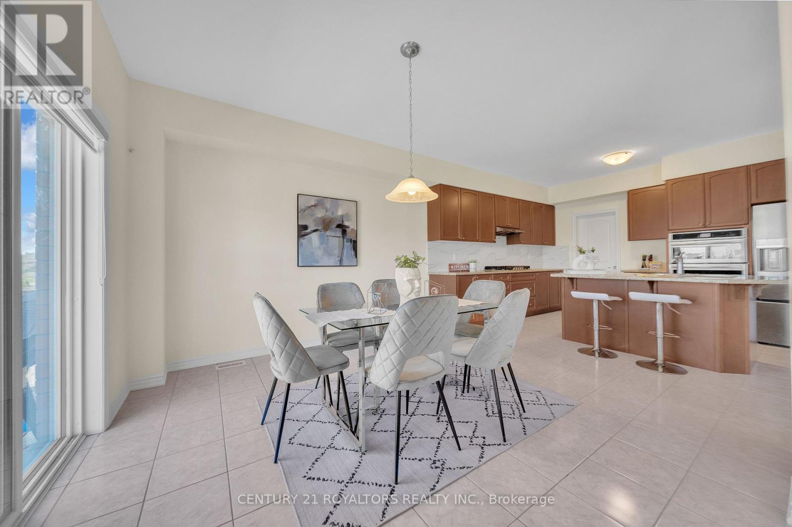 116 Hitchman Street, Brant, Ontario  N3L 0M2 - Photo 18 - X12159577