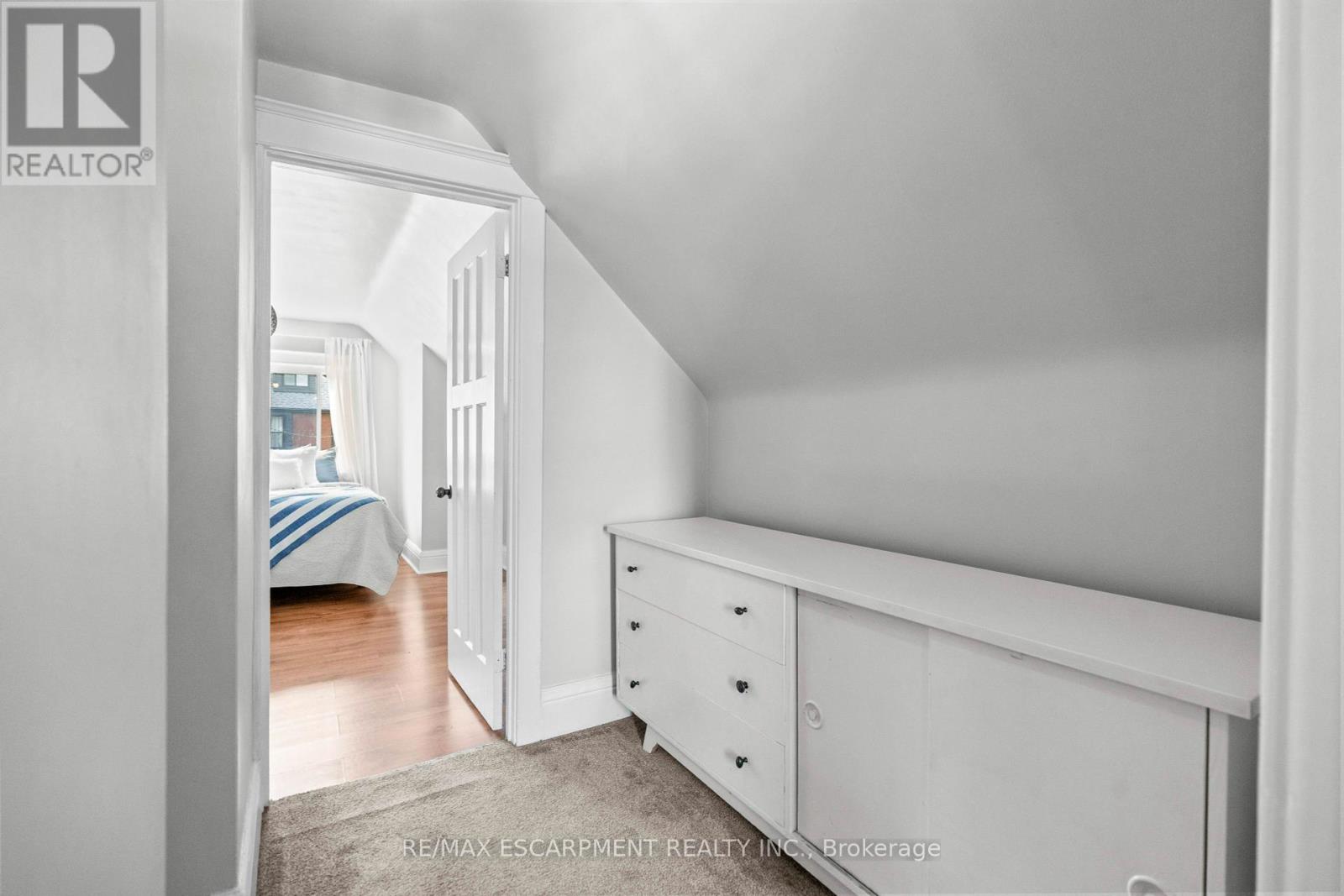 86 Graham Avenue S, Hamilton, Ontario  L8K 2M3 - Photo 29 - X12159601