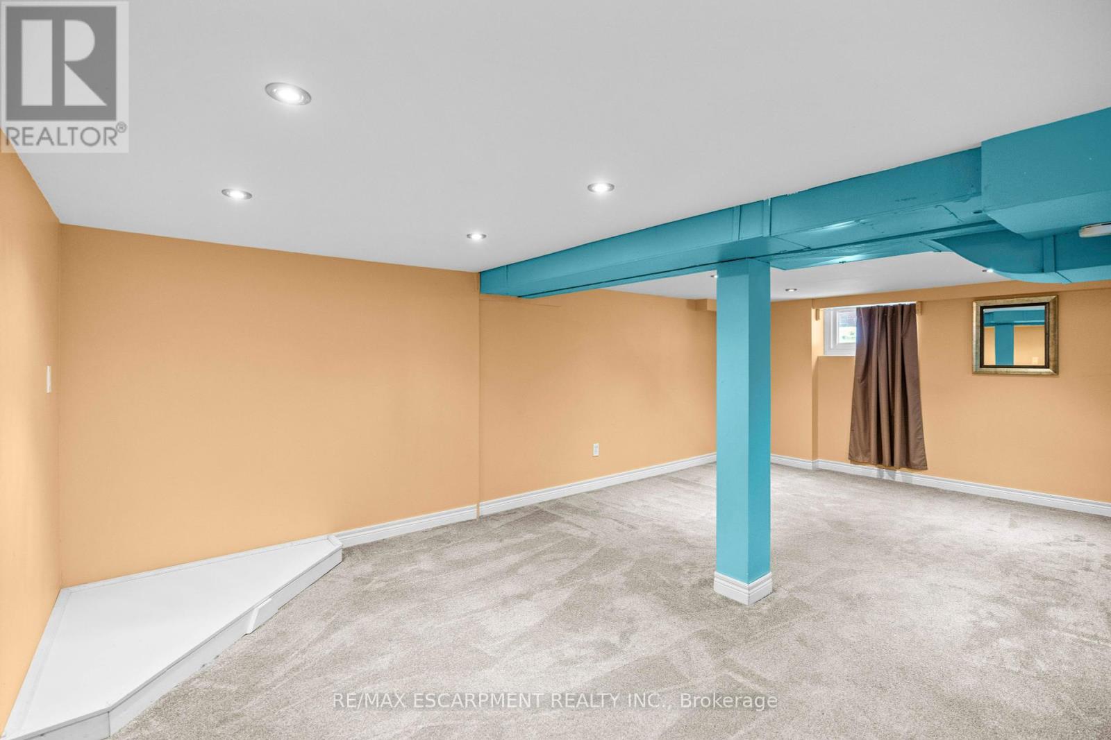 86 Graham Avenue S, Hamilton, Ontario  L8K 2M3 - Photo 34 - X12159601