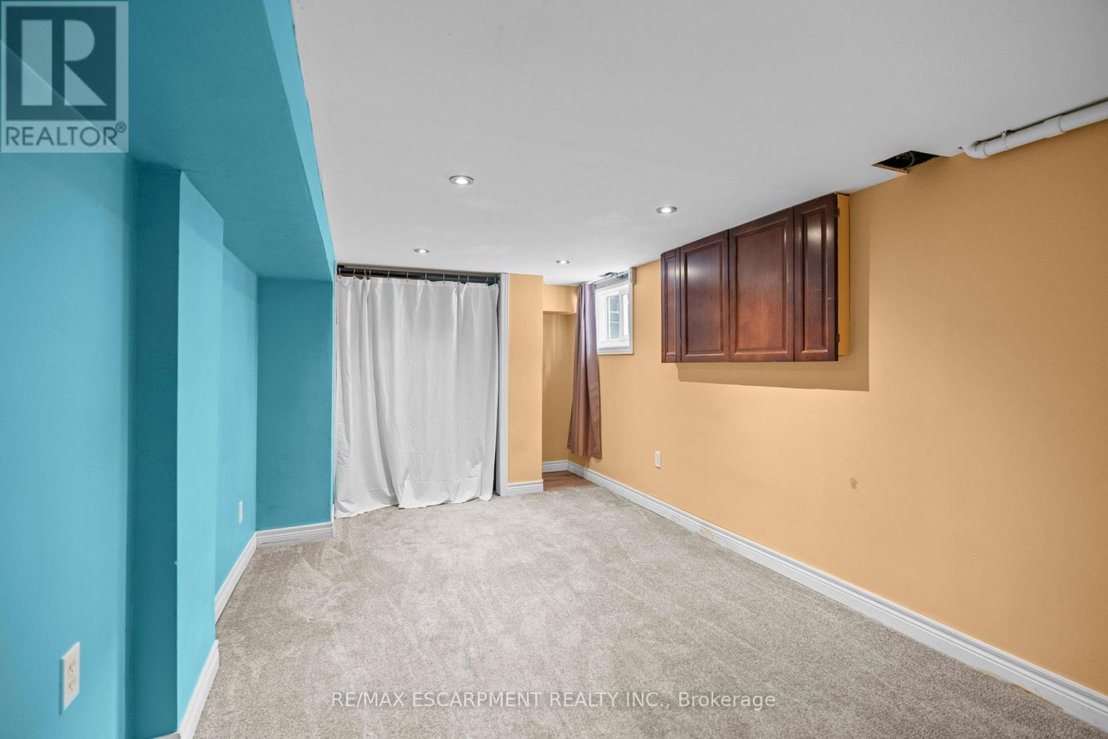 86 Graham Avenue S, Hamilton, Ontario  L8K 2M3 - Photo 35 - X12159601