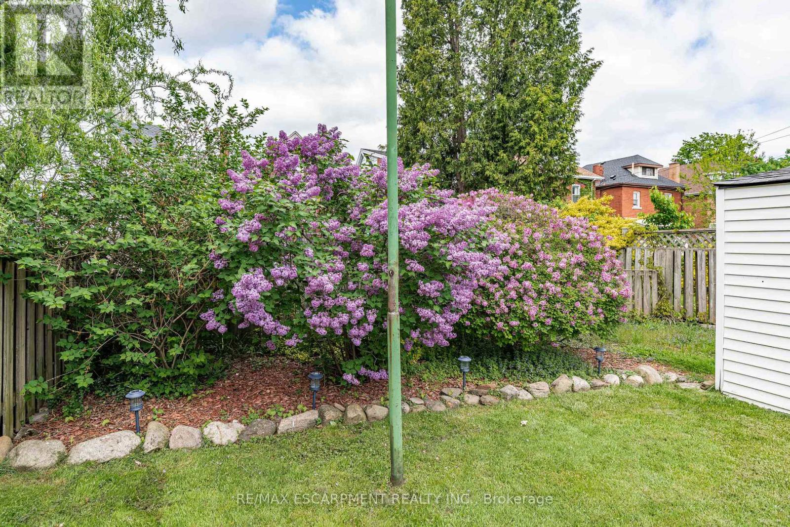 86 Graham Avenue S, Hamilton, Ontario  L8K 2M3 - Photo 43 - X12159601