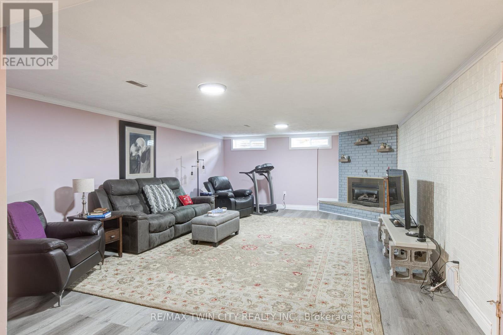 186 Shuh Avenue, Kitchener, Ontario  N2A 1H6 - Photo 29 - X12159681
