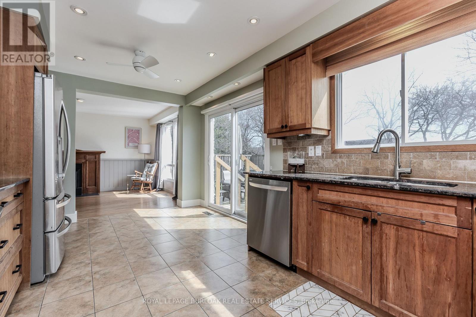 21 Cedar Street, Hamilton, Ontario  L0R 2H0 - Photo 13 - X12159703