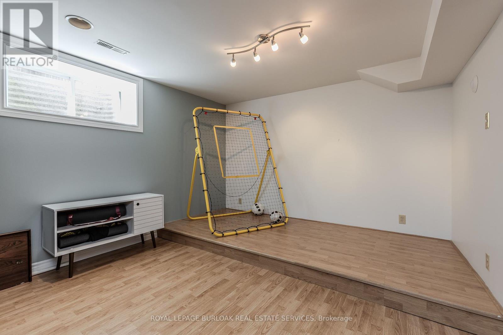 21 Cedar Street, Hamilton, Ontario  L0R 2H0 - Photo 39 - X12159703