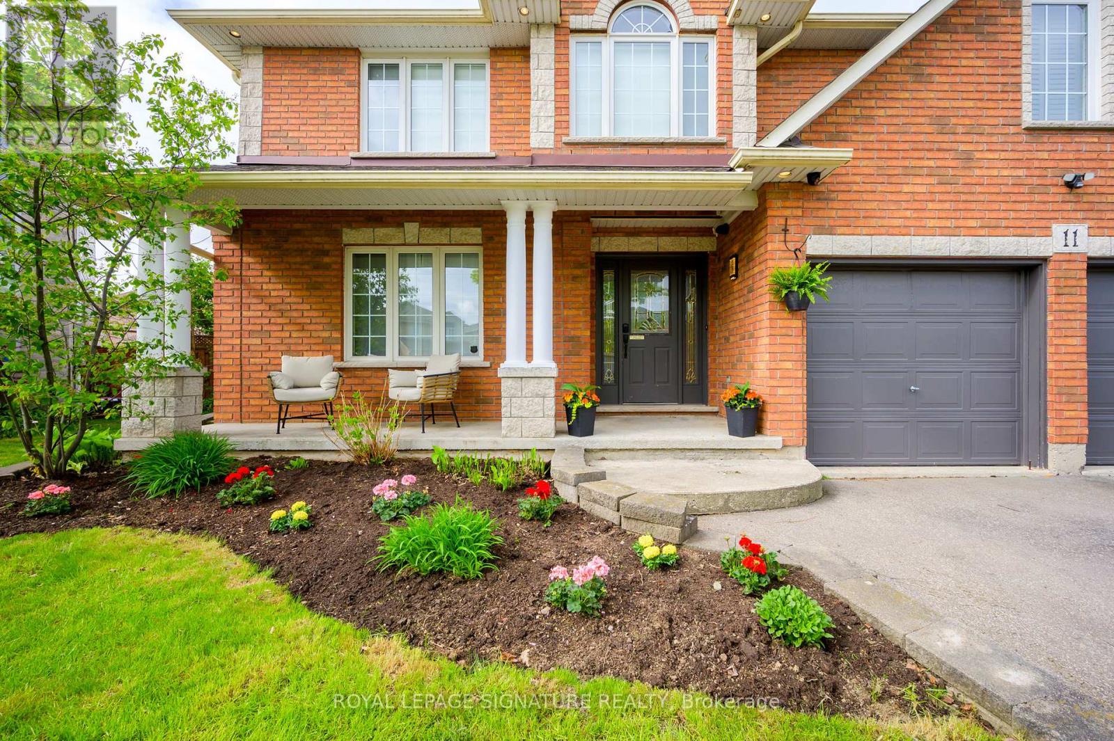 Property at 11 ERIC BURKE COURT image 3