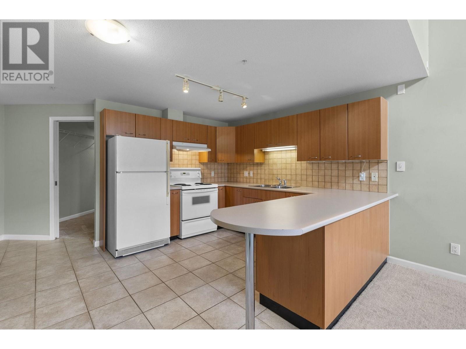 A425 2099 Lougheed Highway, Port Coquitlam, British Columbia  V3B 1A8 - Photo 12 - R3004411