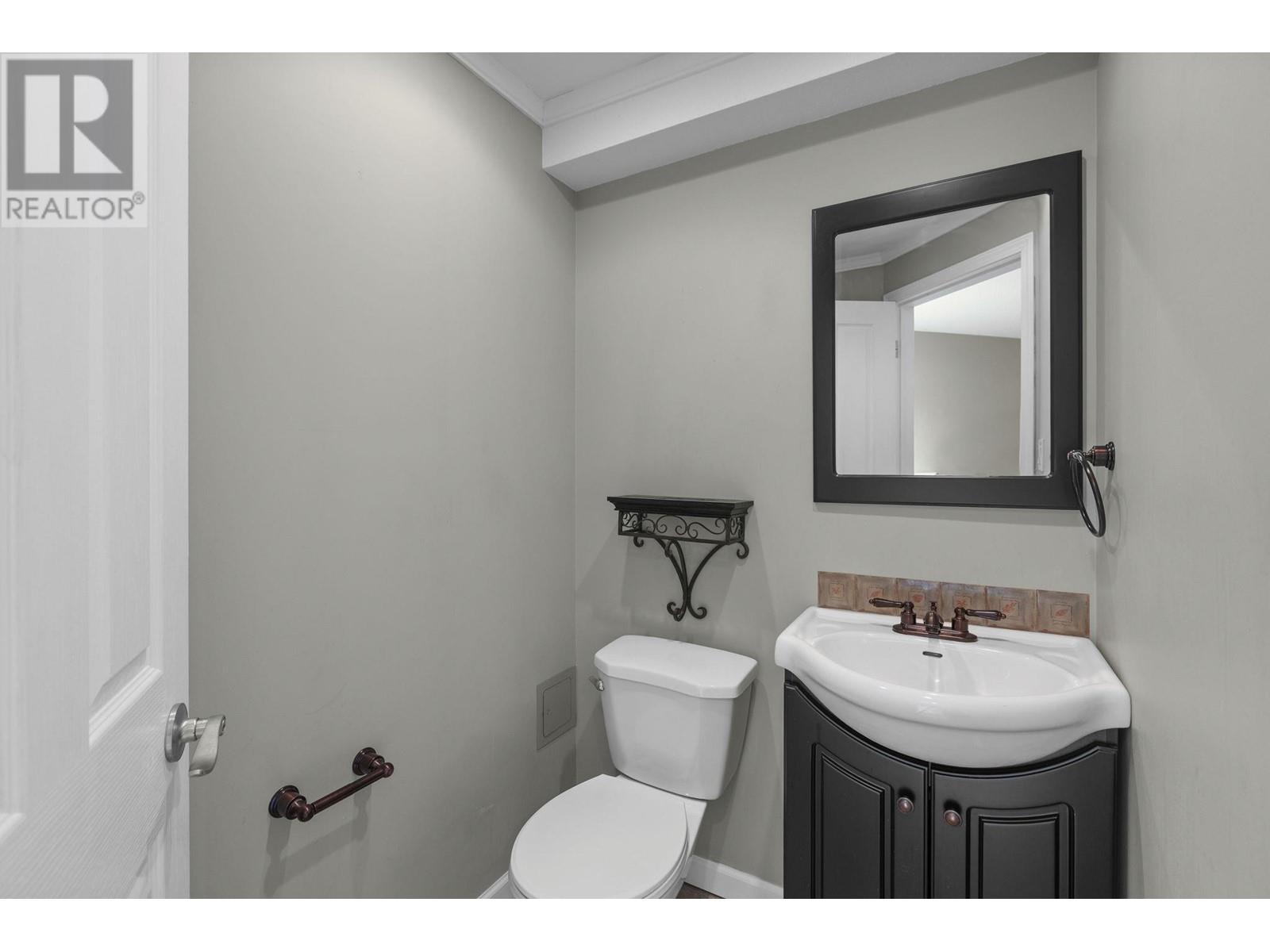 A425 2099 Lougheed Highway, Port Coquitlam, British Columbia  V3B 1A8 - Photo 3 - R3004411