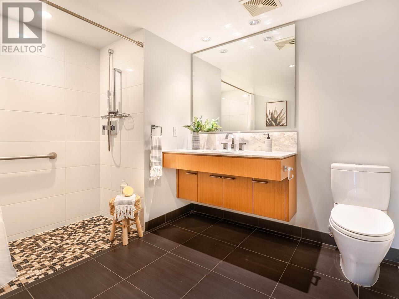 1303 Civic Place Mews, North Vancouver, British Columbia  V7M 0B2 - Photo 21 - R3004434