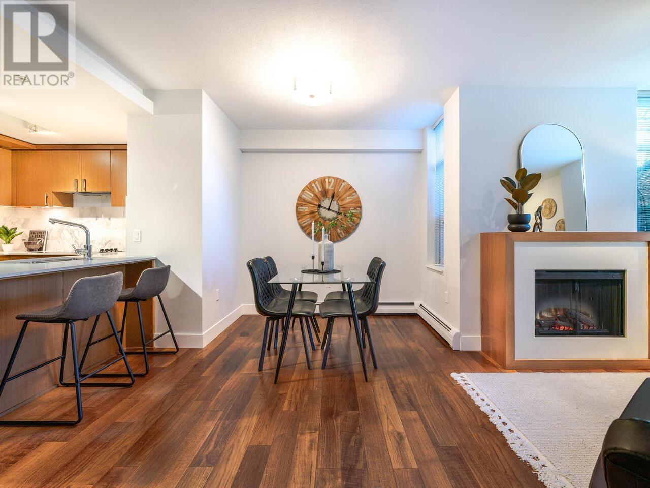 1303 Civic Place Mews, North Vancouver, British Columbia  V7M 0B2 - Photo 7 - R3004434