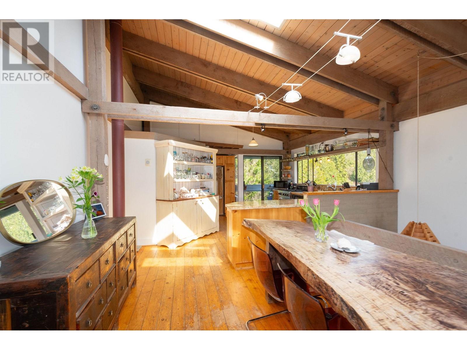 Property at 4477 STRATHCONA ROAD image 3