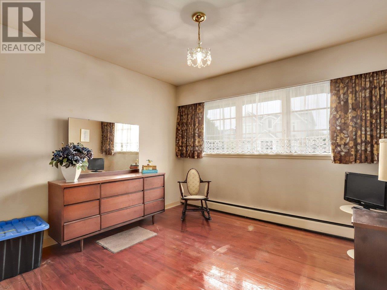 7948 17th Avenue, Burnaby, British Columbia  V3N 1M3 - Photo 13 - R3004437