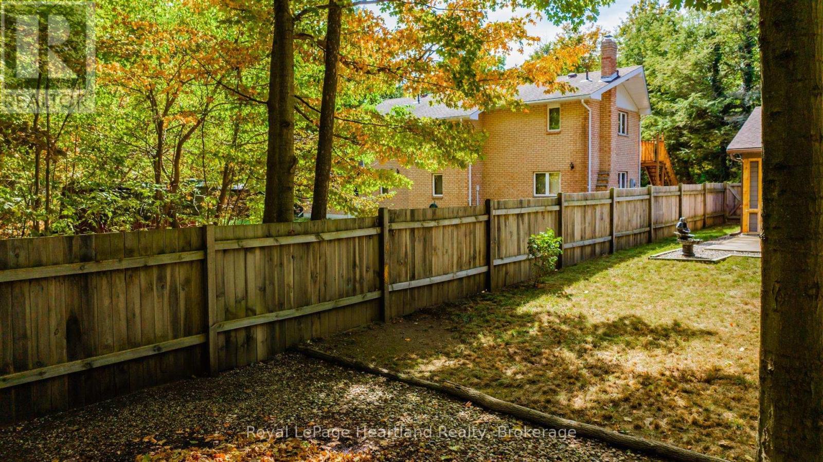 216 Shadywood Crescent, Huron-Kinloss, Ontario  N2Z 2X3 - Photo 39 - X12159862