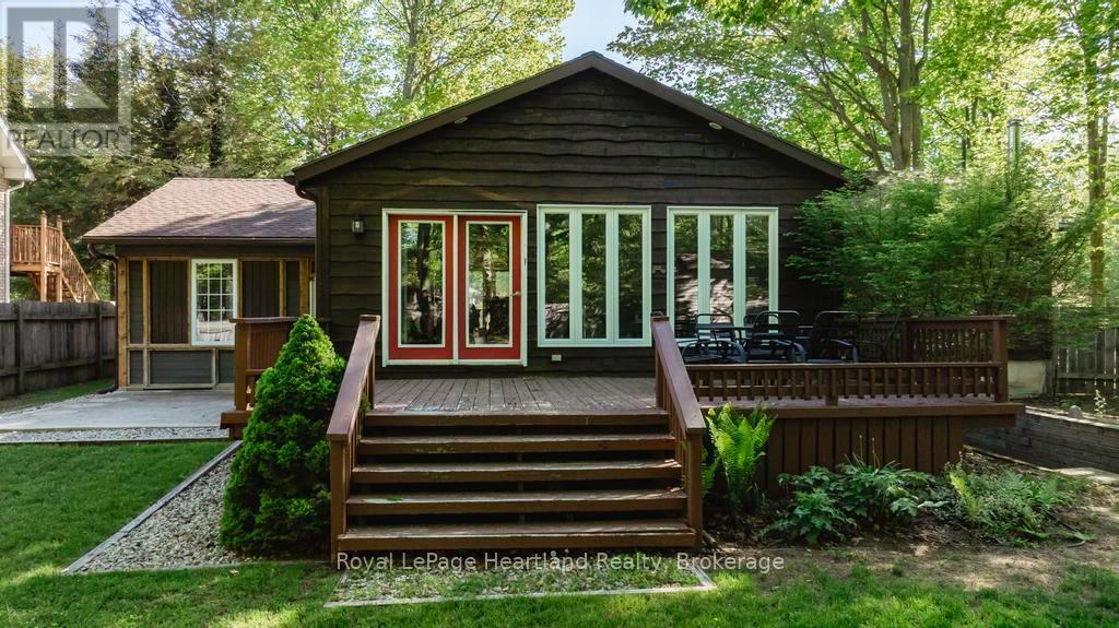 216 Shadywood Crescent, Huron-Kinloss, Ontario  N2Z 2X3 - Photo 42 - X12159862