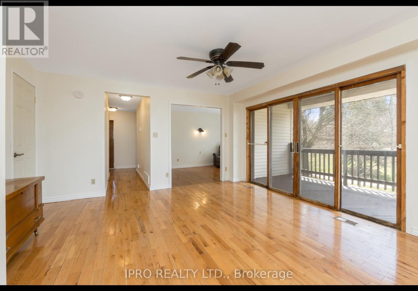 53 Charles Street, Caledon, Ontario  L7K 0E2 - Photo 8 - W12106921