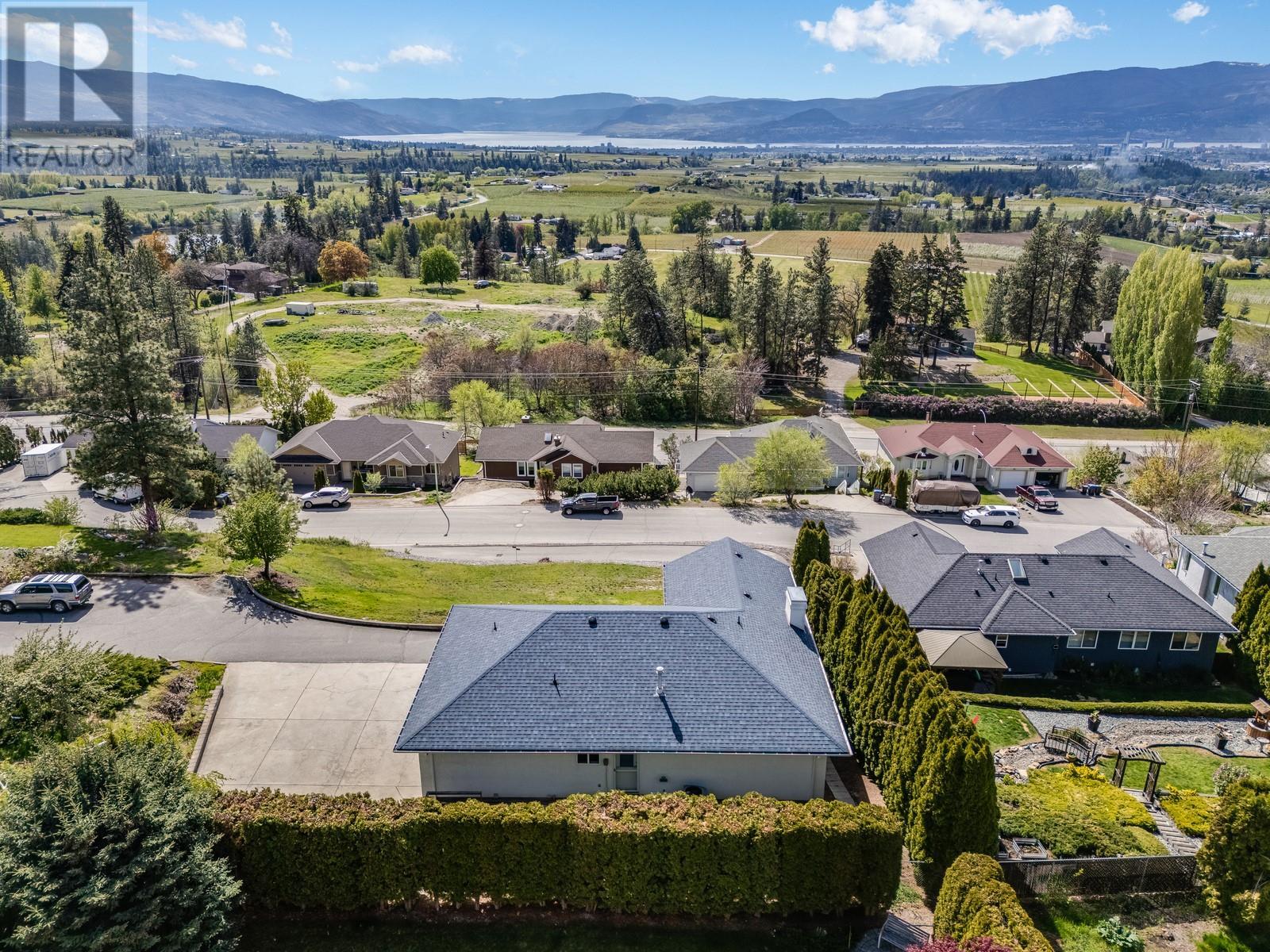 Property at 1389 Bentien Road image 5