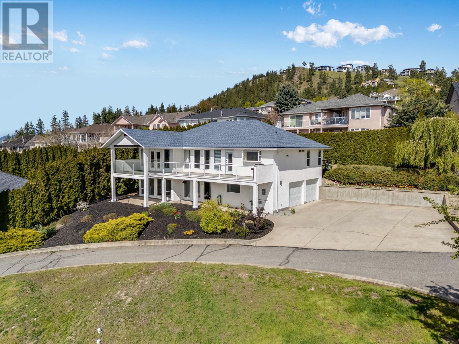Property at 1389 Bentien Road image 4