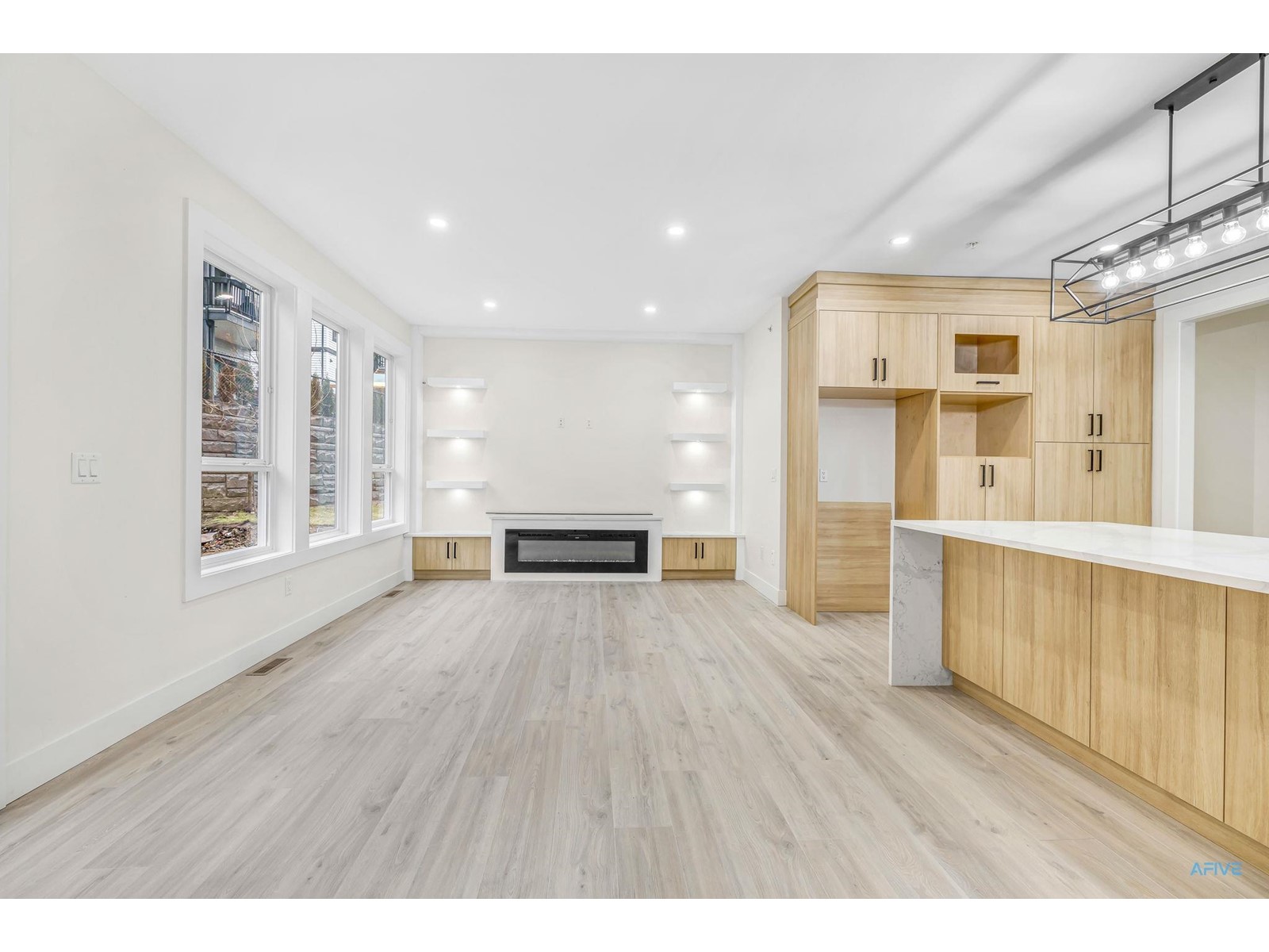 33975 Barker Court, Mission, British Columbia  V2V 6B2 - Photo 18 - R2956739