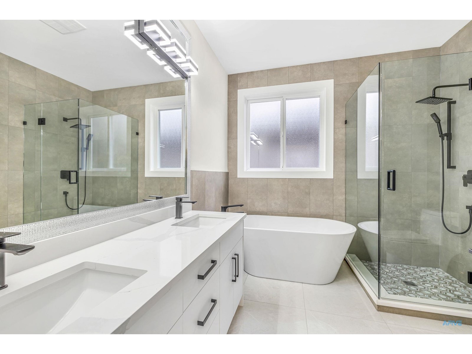 33975 Barker Court, Mission, British Columbia  V2V 6B2 - Photo 21 - R2956739