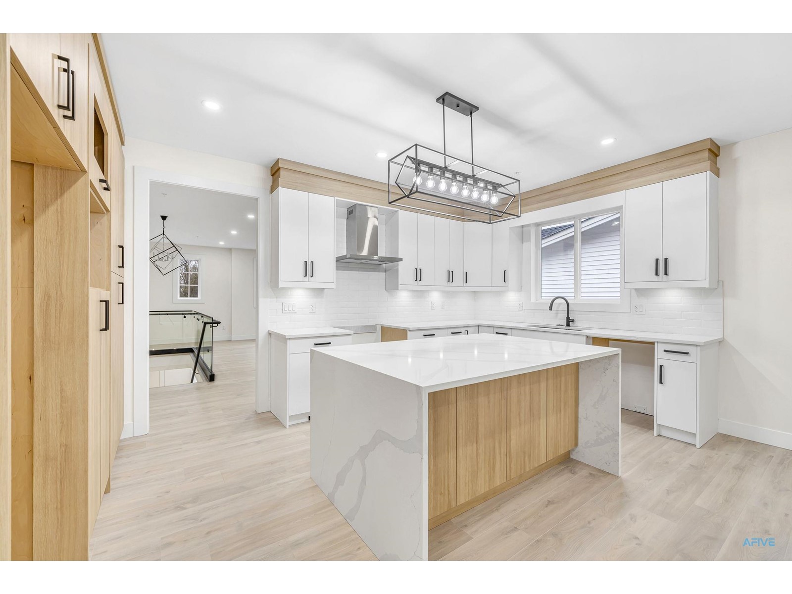 33975 Barker Court, Mission, British Columbia  V2V 6B2 - Photo 16 - R2956739