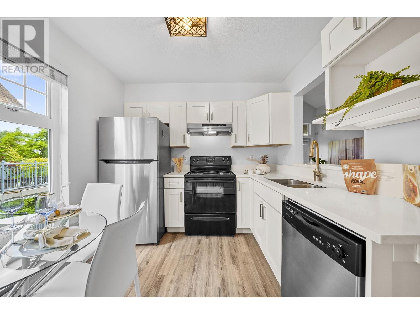 401 1190 Eastwood Street, Coquitlam, British Columbia  V3B 7S1 - Photo 11 - R3004363