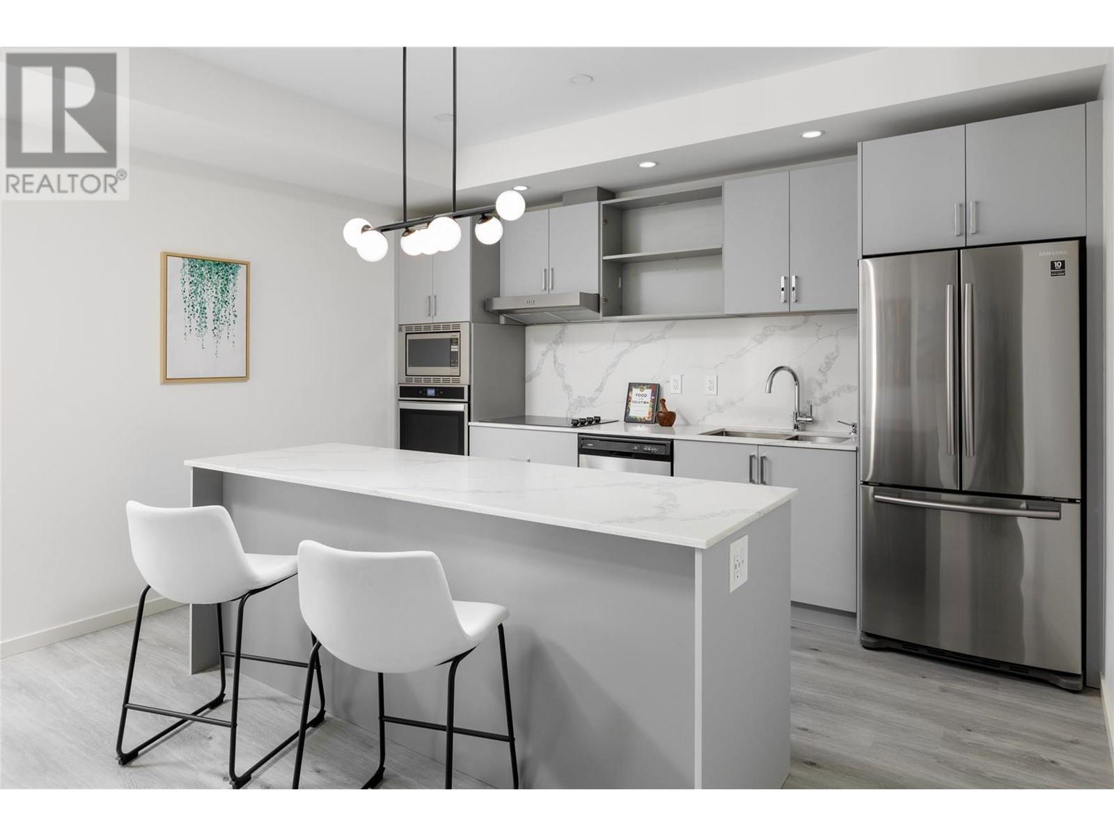 880 Saucier Avenue Unit# 103, Kelowna, British Columbia  V1Y 6A3 - Photo 2 - 10348512