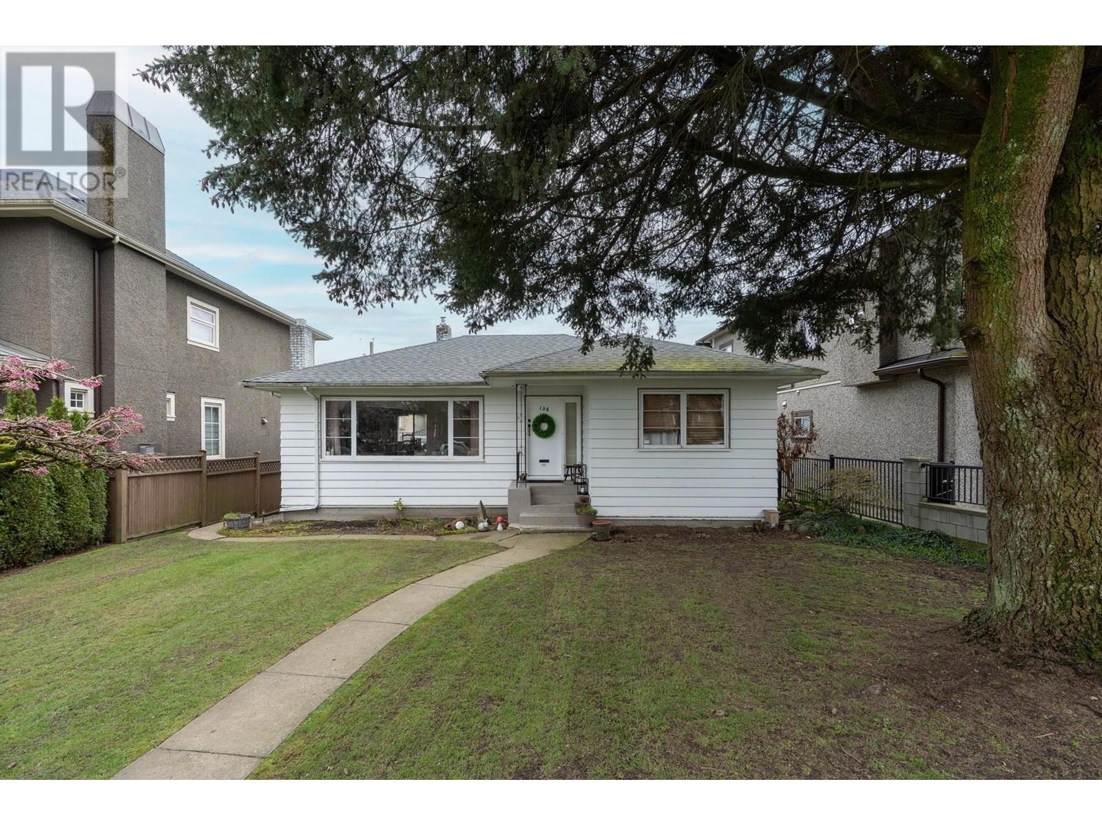130 W 46th Avenue, Vancouver, British Columbia  V5Y 2W9 - Photo 1 - R3004481