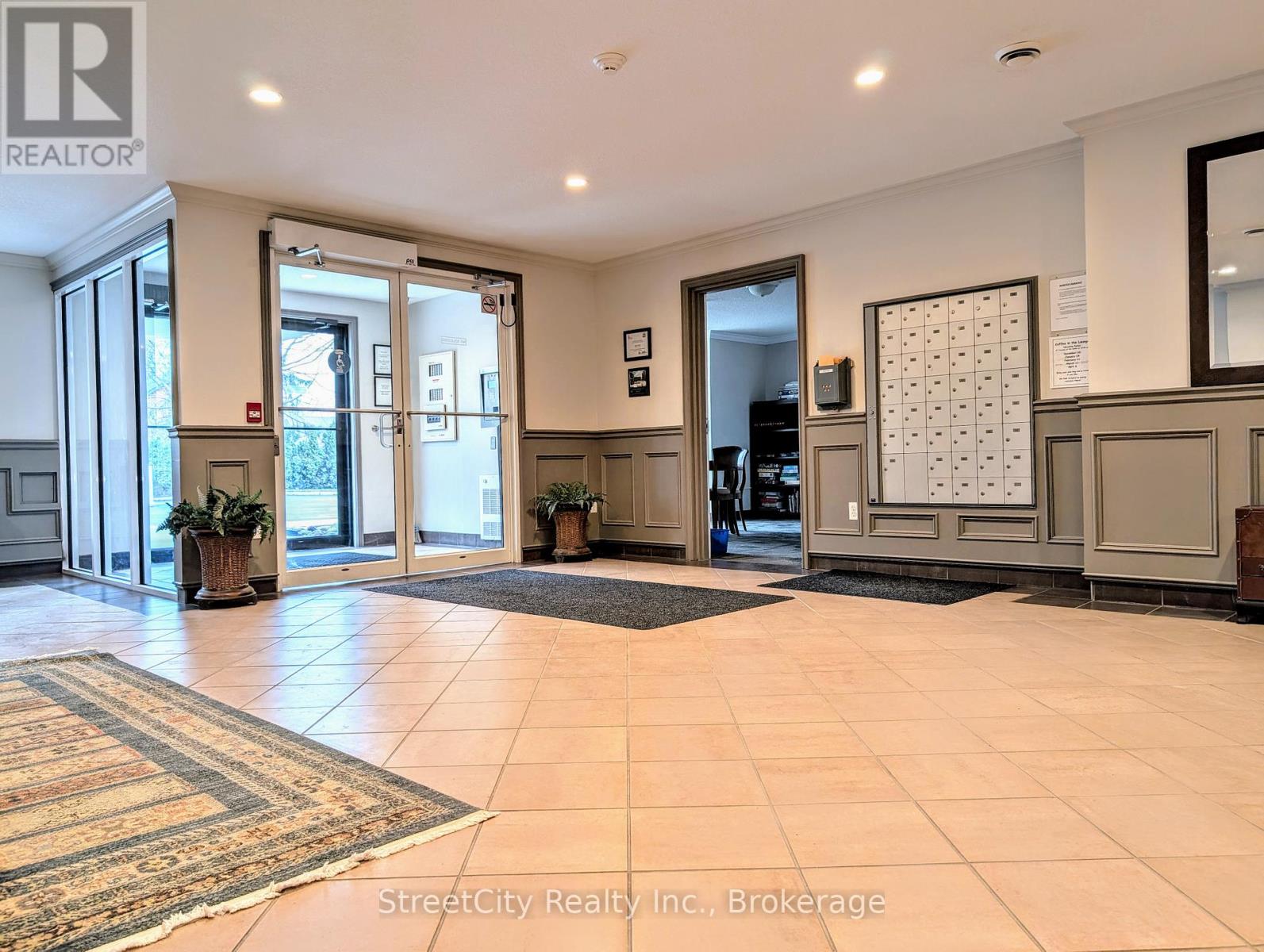 501 - 160 Romeo Street S, Stratford, Ontario  N5A 4S9 - Photo 4 - X12049490