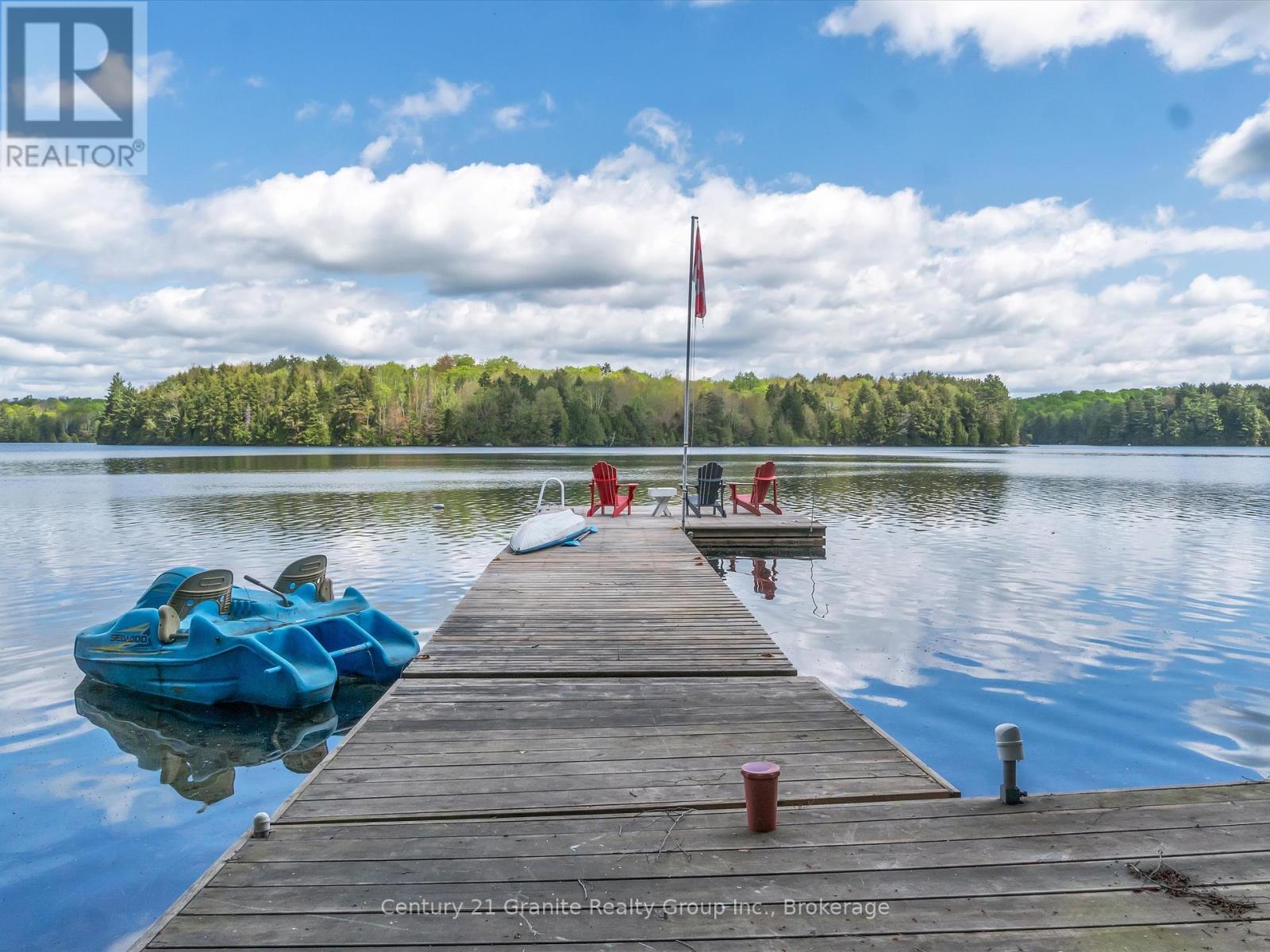 1120 S Clear Lake Road, Bracebridge, Ontario  P1L 1X1 - Photo 32 - X12158244