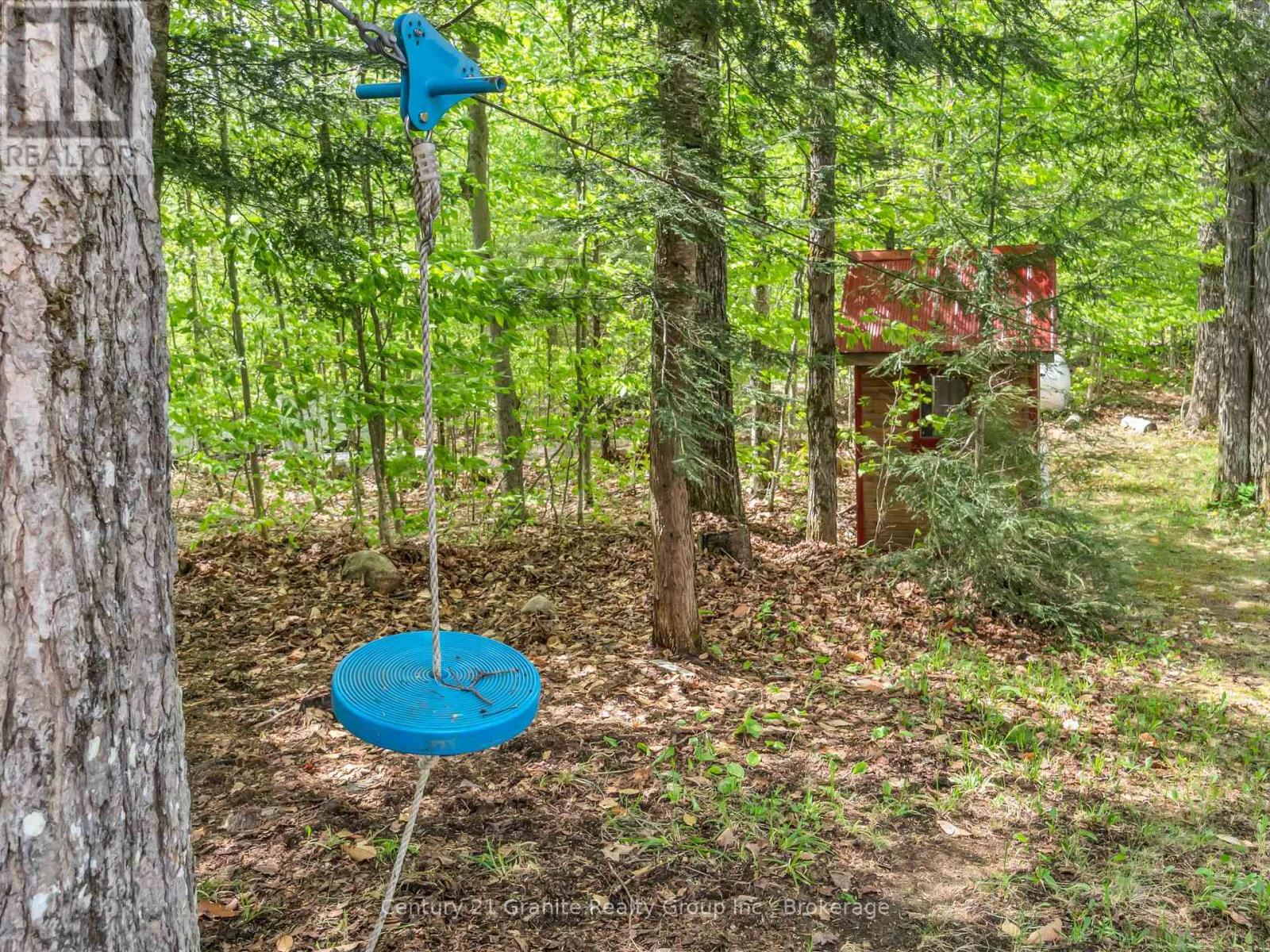 1120 S Clear Lake Road, Bracebridge, Ontario  P1L 1X1 - Photo 42 - X12158244