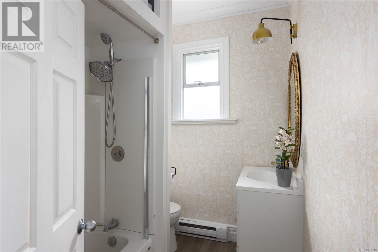 1561 North Dairy Rd, Victoria, British Columbia  V8T 3T9 - Photo 15 - 1000310