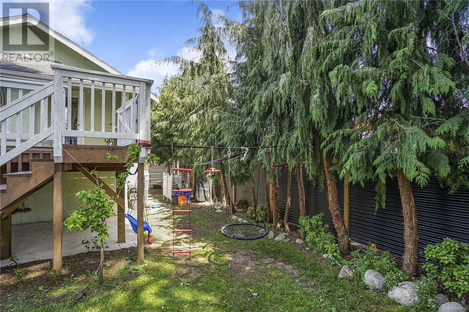 1561 North Dairy Rd, Victoria, British Columbia  V8T 3T9 - Photo 22 - 1000310