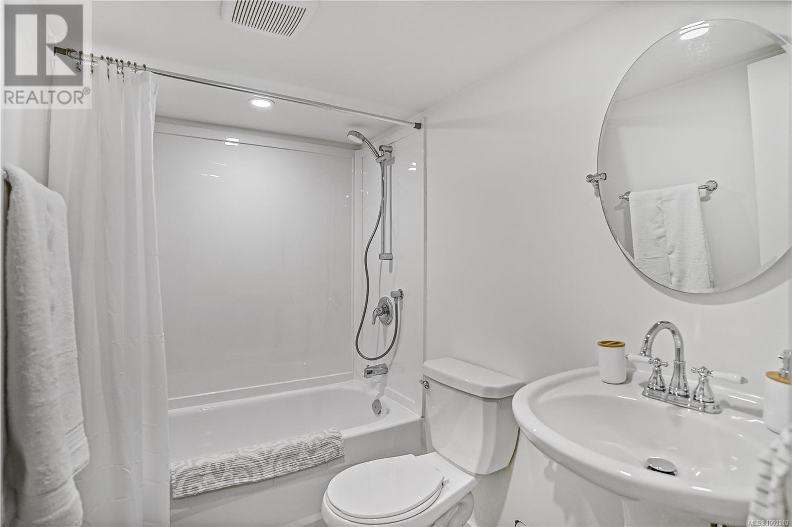 1561 North Dairy Rd, Victoria, British Columbia  V8T 3T9 - Photo 40 - 1000310