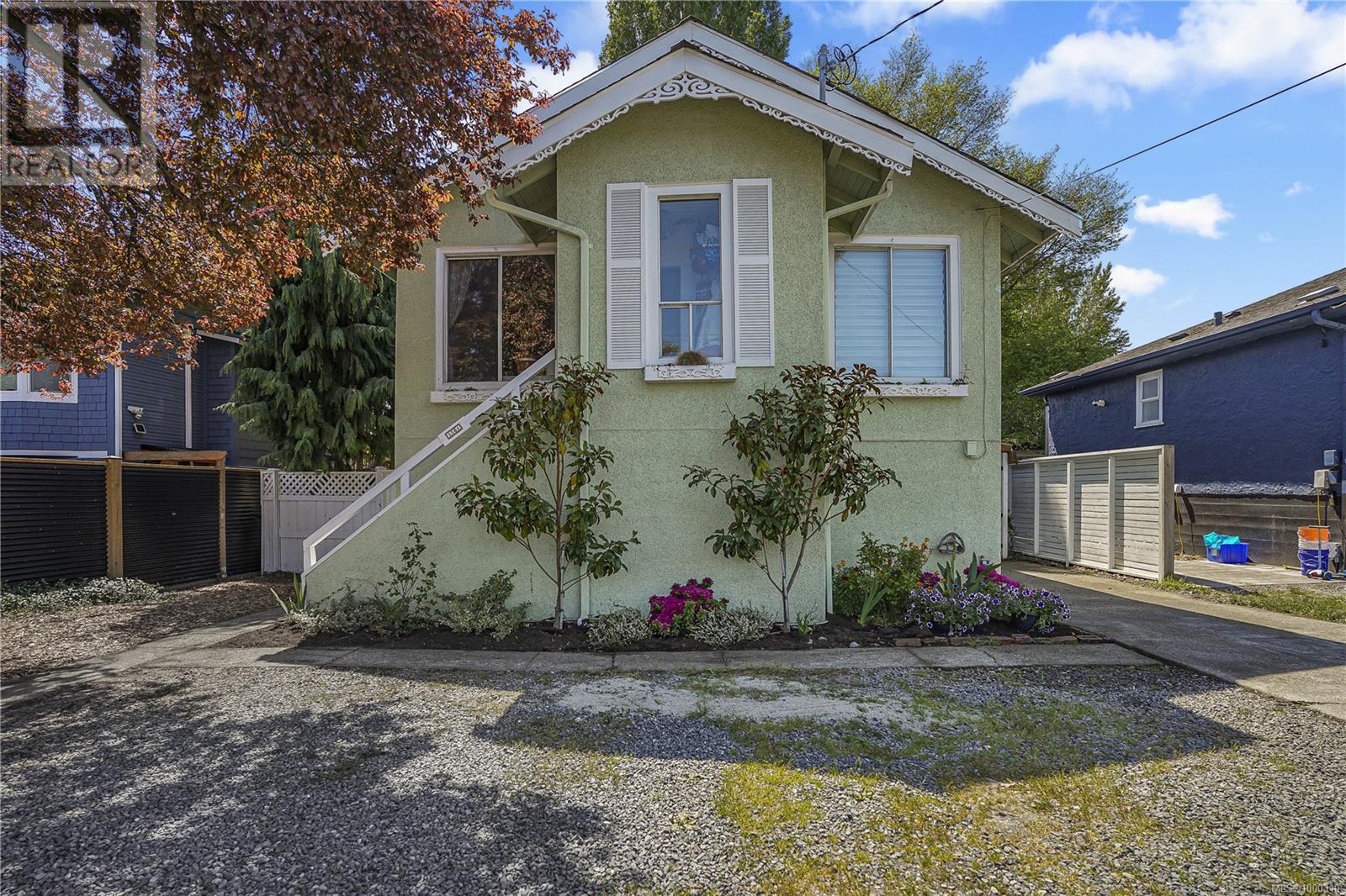 1561 North Dairy Rd, Victoria, British Columbia