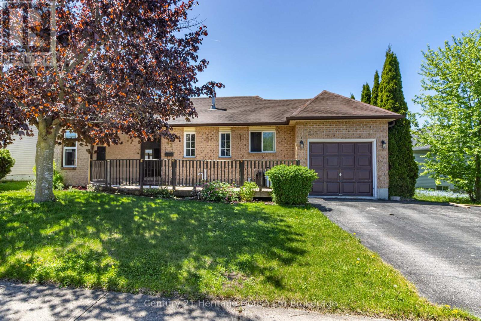 Property at 42 PEBBLE BEACH COURT image 2