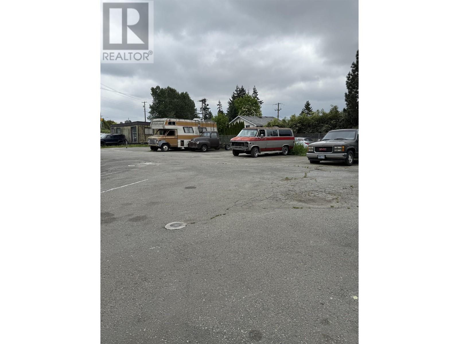 B 576 Lougheed Highway, Coquitlam, British Columbia  V3K 3S3 - Photo 3 - C8069287