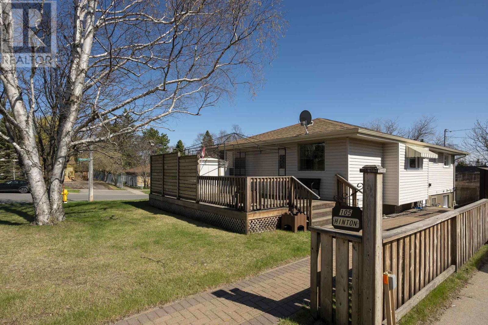105 Hinton Ave, Thunder Bay, Ontario  P7A 7E3 - Photo 40 - TB251235