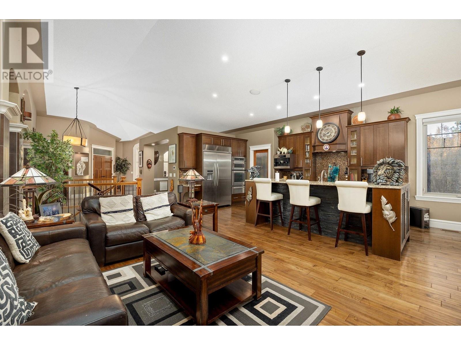 603 Arbor View Drive, Kelowna, British Columbia  V1W 4Z7 - Photo 15 - 10348326
