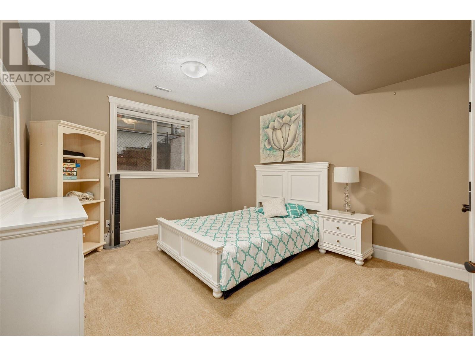 603 Arbor View Drive, Kelowna, British Columbia  V1W 4Z7 - Photo 35 - 10348326