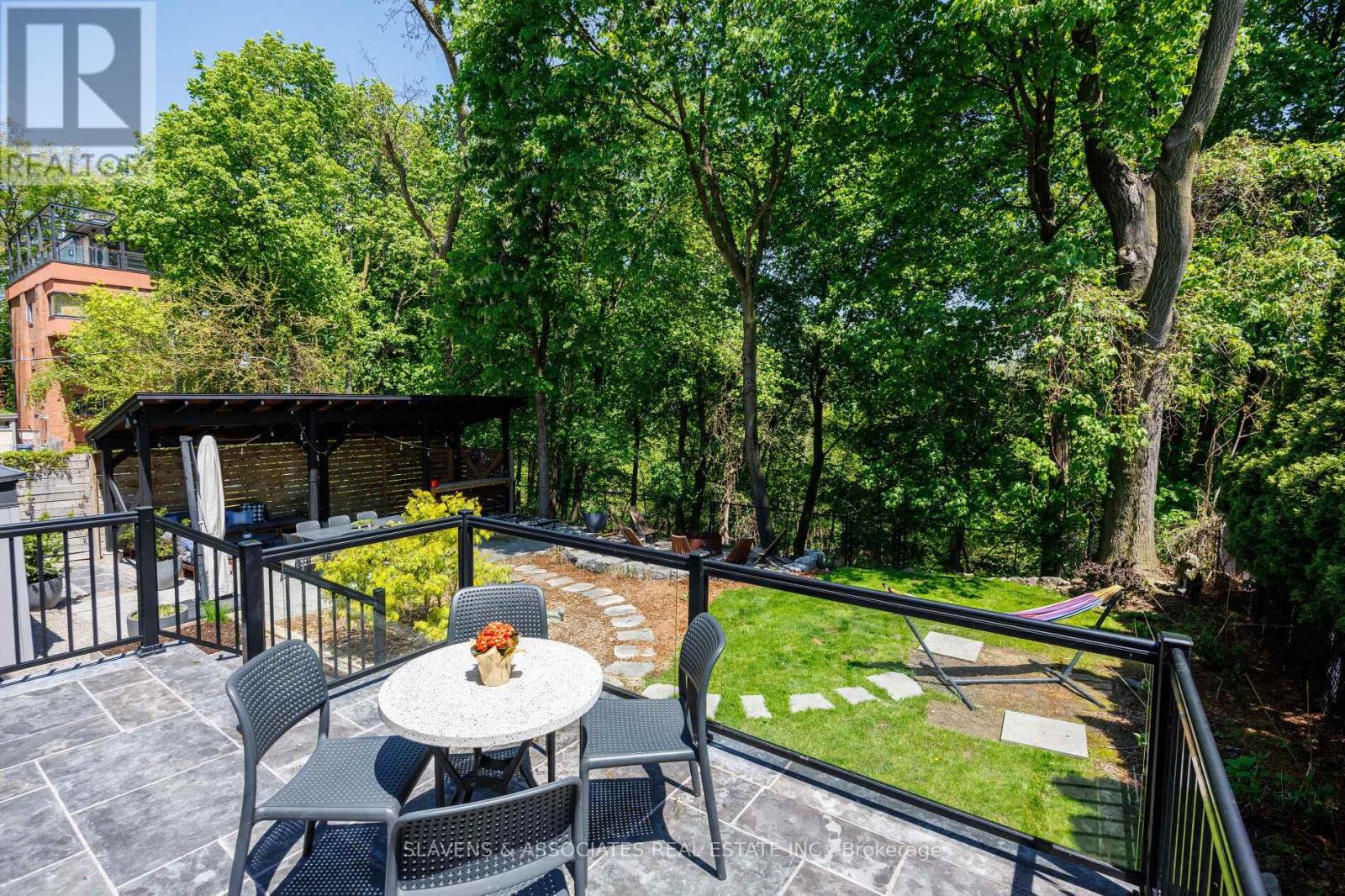 217 Lonsmount Drive, Toronto, Ontario  M5P 2Y6 - Photo 44 - C12159783