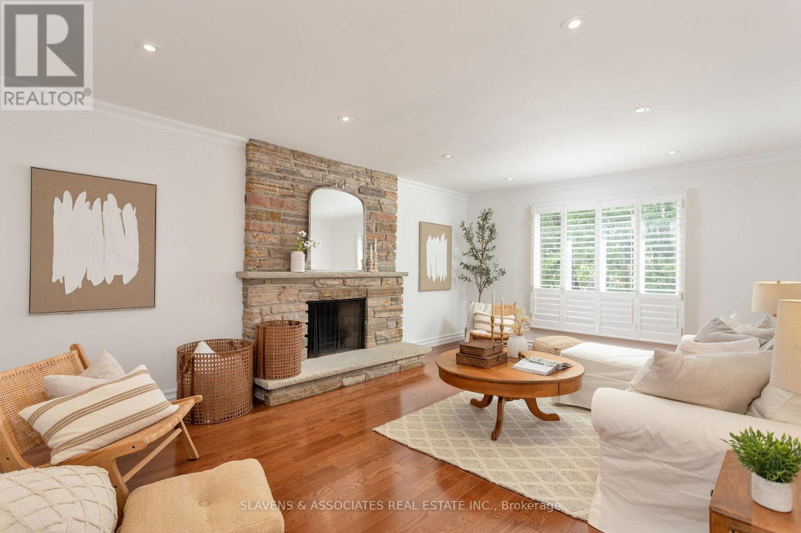 19 Holita Road, Toronto, Ontario  M2M 4C1 - Photo 17 - C12159828