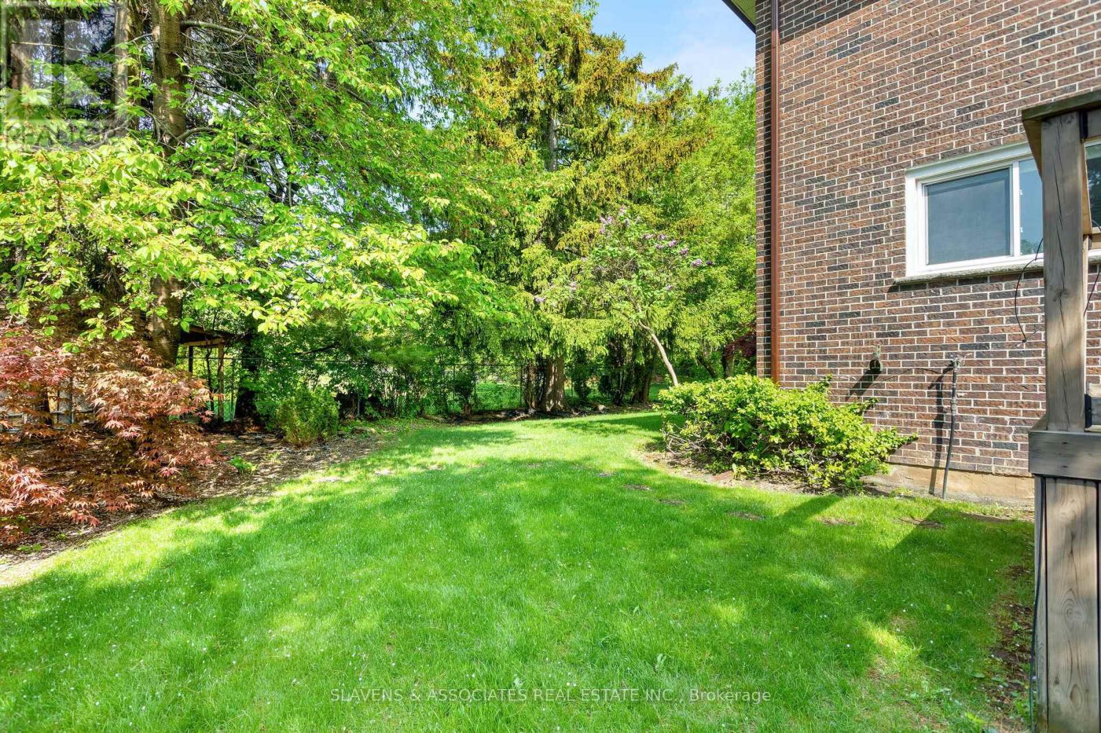 19 Holita Road, Toronto, Ontario  M2M 4C1 - Photo 44 - C12159828