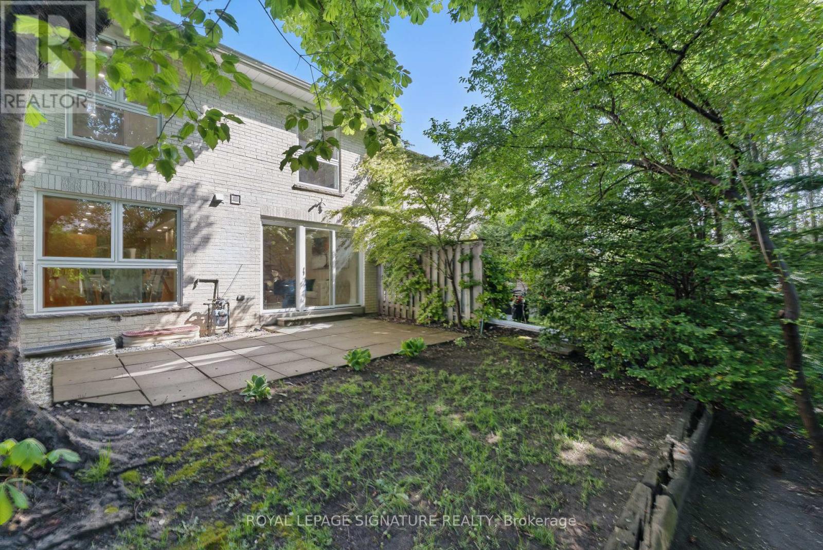 153 - 96 Crimson Mill Way, Toronto, Ontario  M2L 1T6 - Photo 37 - C12159833